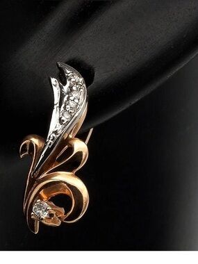 Rose Gold and white 14k Gold Floral Drop Lilly earrings with diamonds